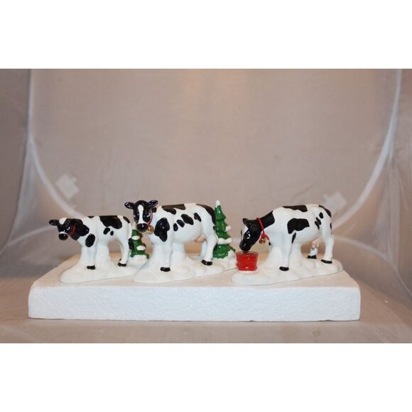 Dept 56 Snow Village - A Herd of Holiday Heifers - Picture 2 of 6